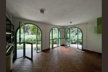 89_photo/94cfa80fb1.3174929d226e12a0-ATLAS-606f3b94-0fd2-4d7e-a005-d53baabfcbd7.jpg de casa à venda com 0 quarto, 271m² em Tabuleiro Verde, Cotia