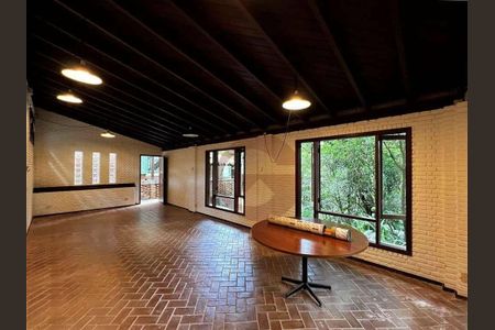 35_photo/94cfa80fb1.3174929d226e12a0-ATLAS-7a01f178-31b9-4cf2-86c8-8eefe2591e30.jpg de casa à venda com 1 quarto, 271m² em Tabuleiro Verde, Cotia