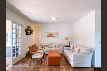 12_photo/94cfa8105f.97d17fef2ce51bab-ATLAS-520fc8db-c0be-42d1-a669-6f3f68eff887.jpg de casa à venda com 6 quartos, 700m² em Tabuleiro Verde, Cotia