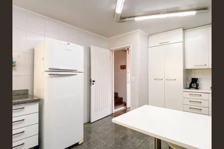 28_photo/94cfa8105f.97d17fef2ce51bab-ATLAS-dd5c9edb-019e-4249-8d2c-564608b4be0a.jpg de casa à venda com 6 quartos, 700m² em Tabuleiro Verde, Cotia