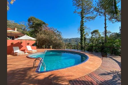 11_photo/94cfa8105f.97d17fef2ce51bab-ATLAS-f21abaa3-e49c-4f70-9d4a-95a300ec59b0.jpg de casa à venda com 6 quartos, 700m² em Tabuleiro Verde, Cotia