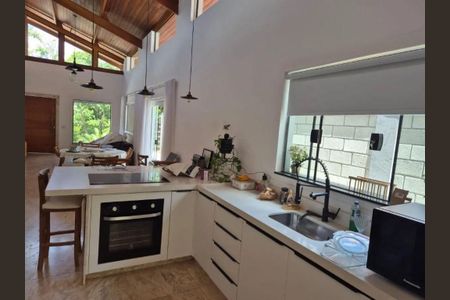 12_photo/94cfa817b5.ceff8192393c33de-ATLAS-9244e774-8d2b-4503-a96b-2e94b40e6cac.jpg de casa à venda com 3 quartos, 200m² em Portal do Santa Paula, Cotia