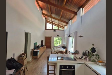 4_photo/94cfa817b5.ceff8192393c33de-ATLAS-9bb6667b-b6a4-4112-b3ef-8af92422d6a8.jpg de casa à venda com 3 quartos, 200m² em Portal do Santa Paula, Cotia