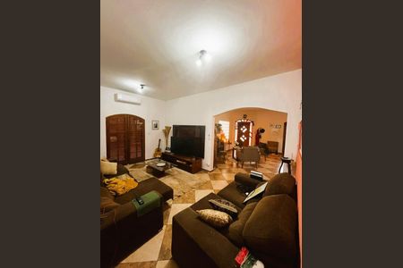 10_photo/94cfa81d03.0593c4c9f327431c-ATLAS-ce33ce4a-90b7-4f47-bf1d-c271acd34416.jpg de casa para alugar com 3 quartos, 325m² em Jardim Santa Paula, Cotia