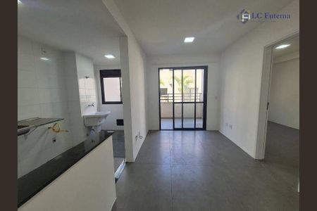 3_photo/94cfa824d1.fb15616684b9ab76-ATLAS-662fe7c8-e55f-4dde-a6f2-8555e272679a.jpg de apartamento à venda com 1 quarto, 42m² em Jardim Isis, Cotia