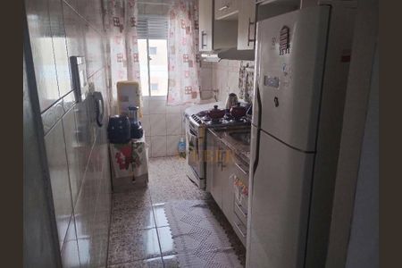 12_photo/94cfa824d5.3efb565c5295295b-ATLAS-d8e4d1ac-3efe-46bf-aad2-aa3758a55930.jpg de apartamento à venda com 2 quartos, 47m² em Jardim Isis, Cotia