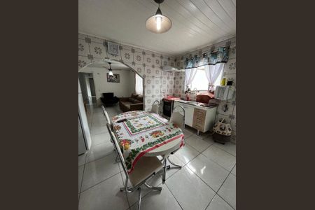 4_photo/94cfa828ab.dfdf3a77207432af-ATLAS-cbd562e2-d309-499e-864f-965a46b4d56e.jpg de casa à venda com 3 quartos, 81m² em Jardim Isis, Cotia