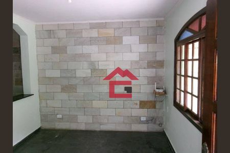 2_photo/94cfa82f13.7a37549eceeba21f-ATLAS-501a42e3-2b15-48bd-b062-5bdafdacc7c7.jpg de casa à venda com 2 quartos, 152m² em Jardim Isis, Cotia