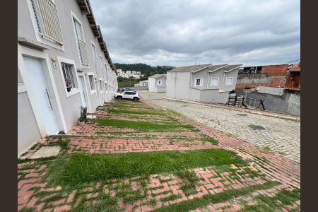 2_photo/94cfa83421.e8a0ff3923ec2af0-ATLAS-b6f11af9-8f2d-475c-800e-d7fb3bcbad7c.jpg de casa à venda com 2 quartos, 60m² em Jardim Sandra, Cotia