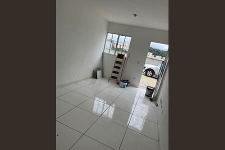 7_photo/94cfa83421.e8a0ff3923ec2af0-ATLAS-dbddb8f6-103e-44e7-a871-0f33e32e79b7.jpg de casa à venda com 2 quartos, 60m² em Jardim Sandra, Cotia