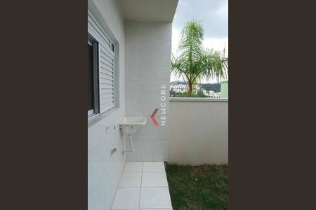 2_photo/94cfa8364b.80a7f3f1b00bd23a-ATLAS-2a653ee9-004f-4399-8617-eb8bdbffbe2d.jpg de casa de condomínio à venda com 2 quartos, 61m² em Paisagem Casa Grande, Cotia