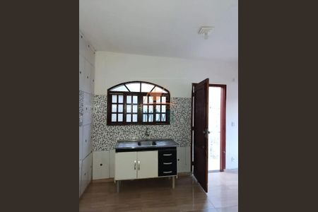 6_photo/94cfa8365b.f469cfda097b0aa9-ATLAS-b0806161-1fda-49a6-a690-fa891e86e6ff.jpg de casa para alugar com 1 quarto, 36m² em Jardim Sandra, Cotia