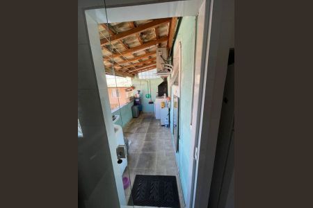 38_photo/94cfa836a3.8d4141c3933b0801-ATLAS-e5b27c43-53ac-41d2-8f00-21f4922efe0d.jpg de casa à venda com 2 quartos, 43m² em Jardim Sandra, Cotia