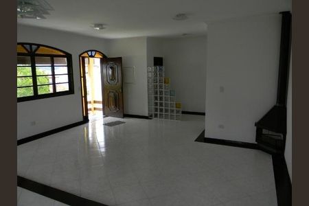 13_photo/94cfa84083.8a734c1c2a3b006e-ATLAS-63428e92-14a1-47de-b625-1acb524bdf6c.jpg de casa à venda com 4 quartos, 268m² em Morro Grande, Cotia