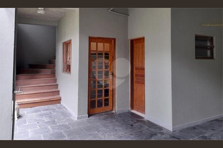 28_photo/94cfa98655.e1489b31bea9b081-ATLAS-8d95e3fb-ea08-46f7-89f3-64159c5f2ca8.jpg de casa à venda com 3 quartos, 450m² em Condomínio Meu Recanto, Embu das Artes