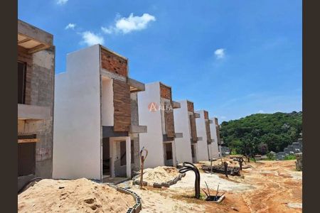 6_photo/94cfa988db.397b14b5806421d8-ATLAS-2fd8fa24-fe70-48a7-9659-44bdca609da7.jpg de casa à venda com 3 quartos, 97m² em , Embu das Artes