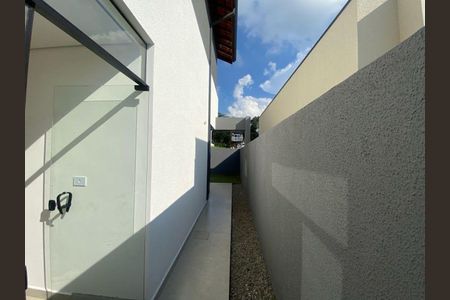 15_photo/94cfa992ed.ceff8192393c33de-ATLAS-d7c1d490-eb1e-4e70-ac2f-eeec68eb5a3b.jpg de casa à venda com 3 quartos, 114m² em Vila Monte Serrat, Cotia