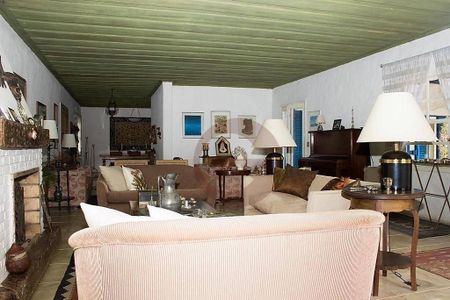 2_photo/94cfa9bbb9.0dba02f6e03a3679-ATLAS-c5dcd2d8-88cd-43e7-9b9c-a17f22b639b1.jpg de casa à venda com 3 quartos, 885m² em Bairro Jardim Nossa Senhora das Graças, Cotia