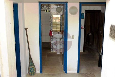5_photo/94cfa9bbb9.0dba02f6e03a3679-ATLAS-d6d93147-d018-44e7-8c4b-89c24ad4c32f.jpg de casa à venda com 3 quartos, 885m² em Bairro Jardim Nossa Senhora das Graças, Cotia