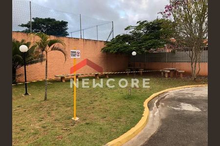 19_photo/94cfa9c301.93b8fa184532727f-ATLAS-084245e0-be6b-469d-b81c-384b0bd33459.jpg de casa de condomínio à venda com 2 quartos, 60m² em Jardim Petropolis, Cotia