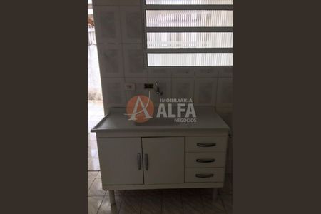 5_photo/94cfa9c301.ceff8192393c33de-ATLAS-c4801ce1-e4ec-4f7d-9363-289c883682e2.jpg de casa à venda com 2 quartos, 60m² em Bairro Jardim Nossa Senhora das Graças, Cotia