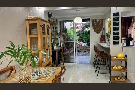 6_photo/94cfa9c361.531d0feb7dccb2d4-ATLAS-6802051a-b1e3-411d-b4fc-175a968bbcba.jpg de casa à venda com 2 quartos, 71m² em Bairro Jardim Nossa Senhora das Graças, Cotia