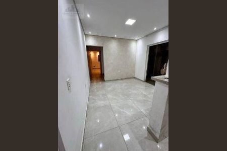 4_photo/94cfa9c383.c54587afdb4b2dc7-ATLAS-5fcb272a-406c-42ed-ad7a-3a2f63e31db7.jpg de casa à venda com 3 quartos, 210m² em Jardim Petropolis, Cotia