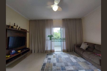 7_photo/94cfa9c3af.b37fb779aadef412-ATLAS-32bd1d8d-4bc5-478c-9bf6-4ebae79b82e9.jpg de casa à venda com 3 quartos, 170m² em Jardim Petropolis, Cotia