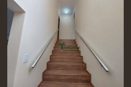 2_photo/94cfa9c3af.b37fb779aadef412-ATLAS-68476fe2-d57f-4eba-b590-ebecc9bc59df.jpg de casa à venda com 3 quartos, 170m² em Jardim Petropolis, Cotia