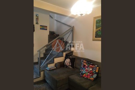 5_photo/94cfa9c481.1416758ef7706bf8-ATLAS-4f69d0da-c863-438a-a6f9-1dadc3bfe74a.jpg de casa à venda com 2 quartos, 70m² em Bairro Jardim Nossa Senhora das Graças, Cotia