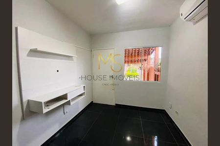 2_photo/94cfa9c487.b24a59dfe16413ee-ATLAS-a3c009de-8bbb-4ba3-87a2-17b8c35bbb78.jpg de casa à venda com 2 quartos, 70m² em Jardim Petropolis, Cotia