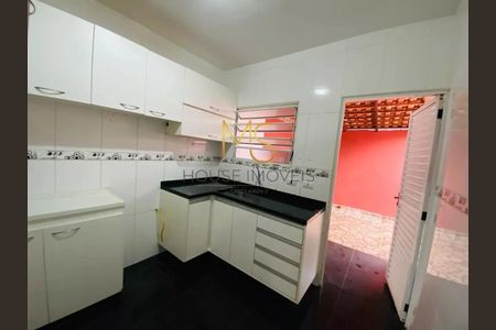 4_photo/94cfa9c487.b24a59dfe16413ee-ATLAS-cb3f874b-dae8-4c9c-82ba-87db9e7cba6f.jpg de casa à venda com 2 quartos, 70m² em Jardim Petropolis, Cotia