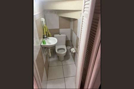 11_photo/94cfa9c4c7.ec8758d20009ae41-ATLAS-84a0f3be-8413-418c-b7b3-574132714e29.jpg de casa à venda com 2 quartos, 50m² em Bairro Jardim Nossa Senhora das Graças, Cotia