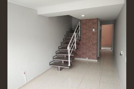 8_photo/94cfa9c57f.74dbc9aa7d3e0758-ATLAS-95d637b3-6f63-4c74-b42d-cc29d46c33d8.jpg de casa de condomínio à venda com 2 quartos, 50m² em Bairro Jardim Nossa Senhora das Graças, Cotia