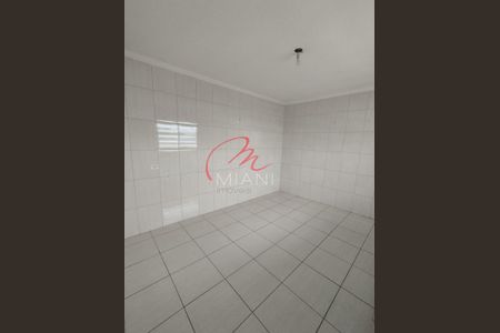 13_photo/94cfa9d049.7a37549eceeba21f-ATLAS-3ca18cb2-ff1b-479b-888f-e78b56c532ea.jpg de casa à venda com 2 quartos, 250m² em Jardim Arco-Iris, Cotia