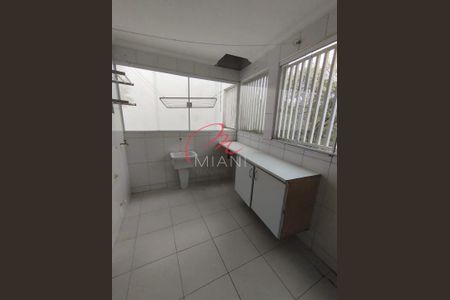 7_photo/94cfa9d049.7a37549eceeba21f-ATLAS-5685b567-c12c-4cfd-800f-868caeb3ad57.jpg de casa à venda com 2 quartos, 250m² em Jardim Arco-Iris, Cotia
