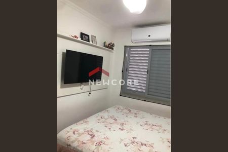 2_photo/94cfa9d421.0dba02f6e03a3679-ATLAS-02c362fe-e2b1-4a2c-8b89-aaa094d1bcff.jpg de casa à venda com 2 quartos, 56m² em Recanto Arco Verde, Cotia