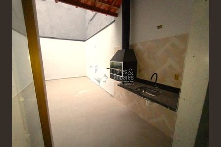 12_photo/94cfa9d5fd.8cbbc6e43ead3576-ATLAS-8dc96b3c-f2c9-450f-a1c1-b7fe5d0ce48e.jpg de casa à venda com 3 quartos, 115m² em Jardim Leonor, Cotia