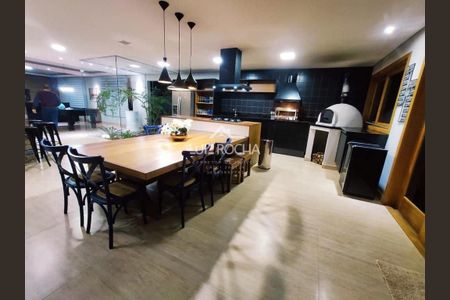 3_photo/94cfa9d757.ceff8192393c33de-ATLAS-1aa7d515-893f-40d2-a3a8-c824fd011dc0.jpg de casa à venda com 3 quartos, 800m² em Jardim Petropolis, Cotia