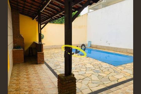3_photo/94cfa9d815.78ea92cc55484ae4-ATLAS-56d44c89-aeaa-45dc-a2d5-b9fd43145c86.jpg de casa à venda com 5 quartos, 383m² em Jardim Miranda, Cotia