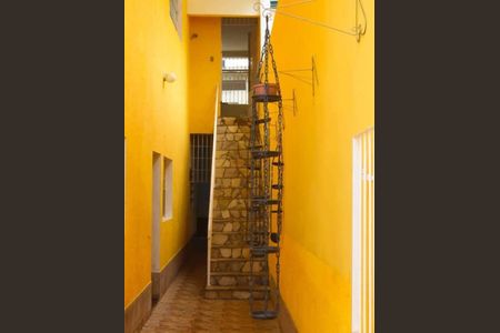 2_photo/94cfa9d823.bd2dffe6b68feeb7-ATLAS-21b66c54-44b4-47c9-99d9-1eb32a4b35e2.jpg de casa à venda com 5 quartos, 374m² em Jardim Miranda, Cotia
