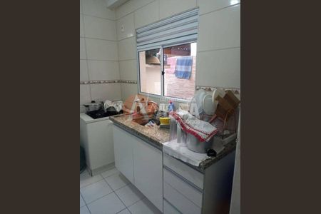 4_photo/94cfa9d9f9.81c488c884db3593-ATLAS-d1b2c6c5-9a6c-4c12-a47d-12bb219f0eb5.jpg de casa à venda com 2 quartos, 71m² em Bairro Jardim Nossa Senhora das Graças, Cotia