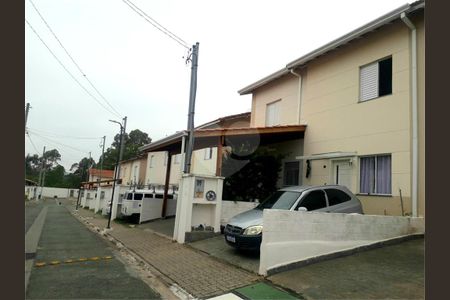 4_photo/94cfa9da19.94eccd8fc9add72f-ATLAS-4d8d260a-1c4f-4498-8a6d-c3470d555f53.jpg de casa à venda com 2 quartos, 65m² em Jardim Petropolis, Cotia