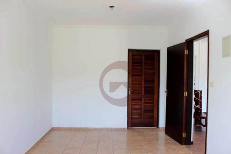 2_photo/94cfa9db4f.014d739fb69e46b1-ATLAS-81ca9be3-b6a7-47d3-bebf-1957cace9f45.jpg de casa à venda com 3 quartos, 127m² em Jardim Petropolis, Cotia