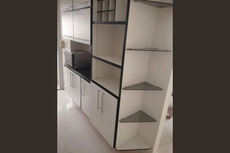 7_photo/94cfa9e05b.4758f932e4200b52-ATLAS-6a19f3cd-d9da-4ce9-928f-1ebe199bd637.jpg de apartamento à venda com 3 quartos, 64m² em Jardim Monte Santo, Cotia