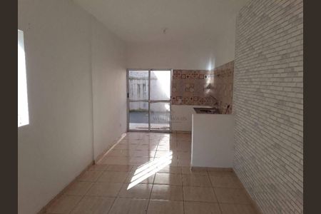 17_photo/94cfa9e08b.af8906cde1aa417a-ATLAS-60516170-db9d-448e-8d9b-6fa0a8e89377.jpg de casa à venda com 2 quartos, 80m² em Jardim Monte Santo, Cotia