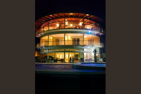 30_photo/94cfa9e0eb.8cbbc6e43ead3576-ATLAS-3ac3cbfc-015c-4c21-94b4-8455b4005669.jpg de casa de condomínio à venda com 4 quartos, 1146m² em Jardim Monte Santo, Cotia