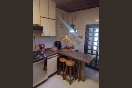 11_photo/94cfa9e24b.e6e1c947b02cf8fb-ATLAS-3139afbf-e12b-416c-a0cd-9cb58747e327.jpg de casa à venda com 4 quartos, 411m² em Bairro do Maranhao, Cotia