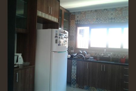 5_photo/94cfa9e2a5.6ba4ef9df26df2e3-ATLAS-4d5fe83b-ddff-470e-9ec8-610b1d339ad0.jpg de casa para alugar com 3 quartos, 300m² em Recanto dos Victor's, Cotia