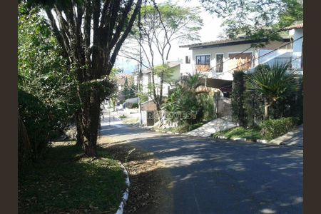 2_photo/94cfa9e2a5.6ba4ef9df26df2e3-ATLAS-71617f52-d845-44a5-894b-5dcd860e891b.jpg de casa à venda com 3 quartos, 300m² em Recanto dos Victor's, Cotia